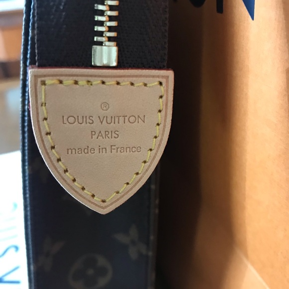 ❌SOLD❌Toiletry 26 - Picture 3 of 7